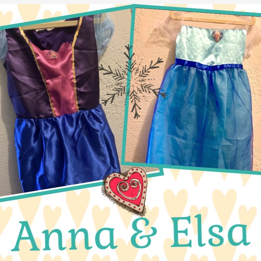 Anna and Elsa play dresses
